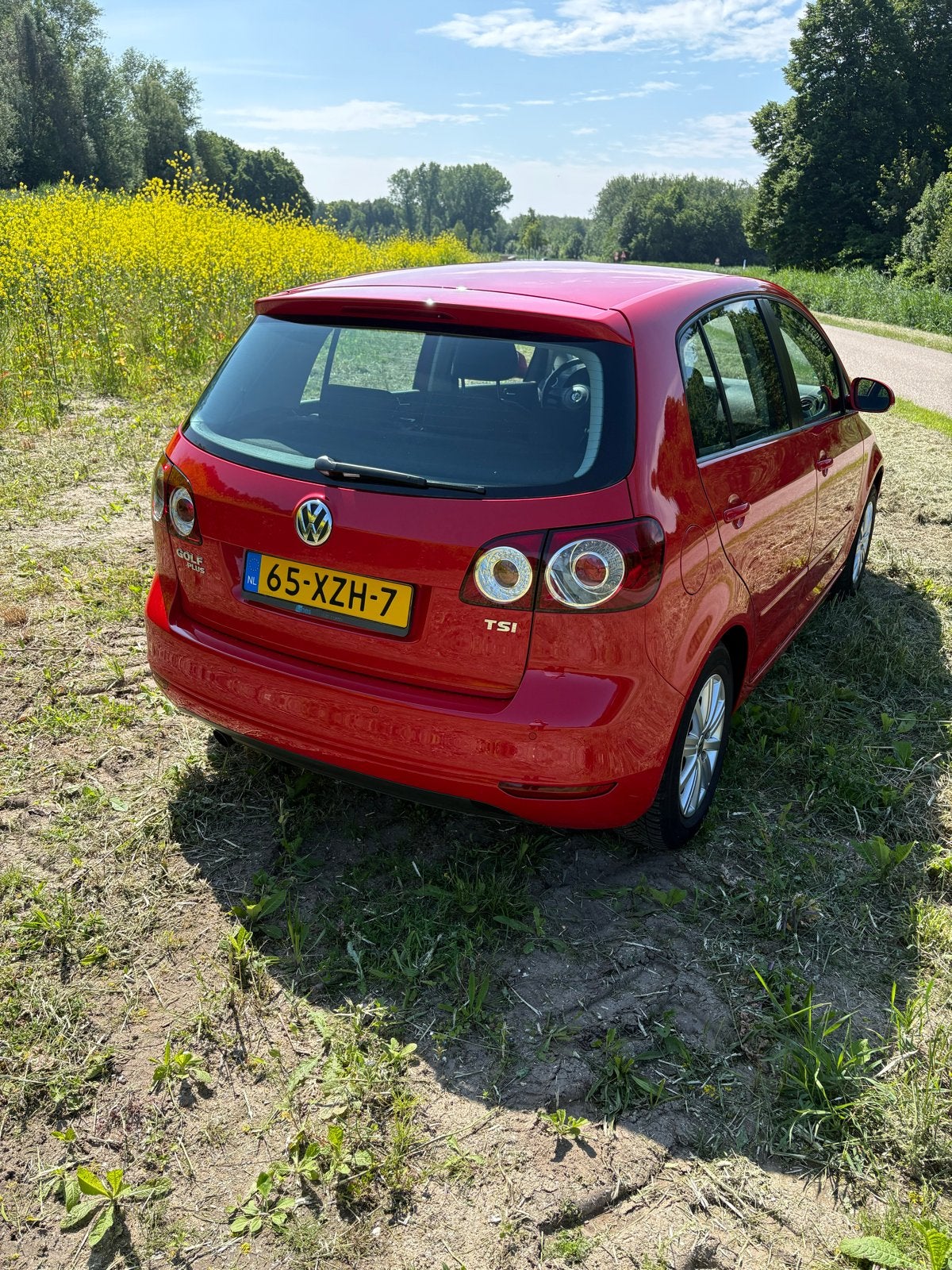 Volkswagen Golf Plus 1.2 TSI 77KW DSG 2012 Rood, Auto's, 1300 kg, 4 cilinders, 700 kg, Origineel Nederlands
