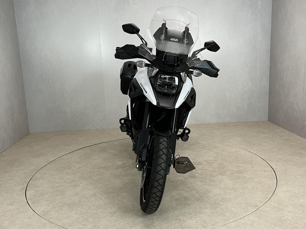 Suzuki V-Strom 1050 (bj 2022), Motoren, Motoren | Suzuki, Suzuki B.V. Nimag, Lange Dreef 12
4131 NH  VIANEN, Bedrijf, Klantenservice@suzuki.nl