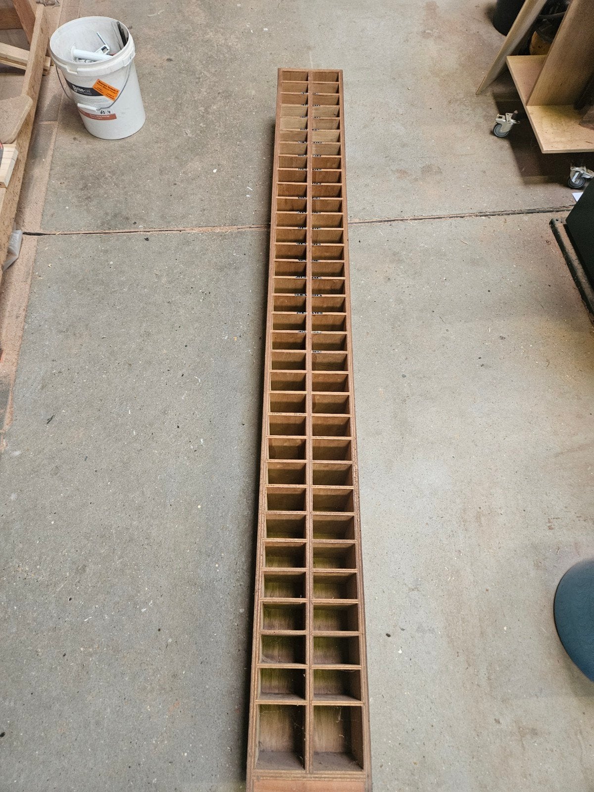 Vakjeskast 27x25x244cm gratis afhalen, Huis en Inrichting, Ophalen, Gebruikt, Onbekend, Onbekend
