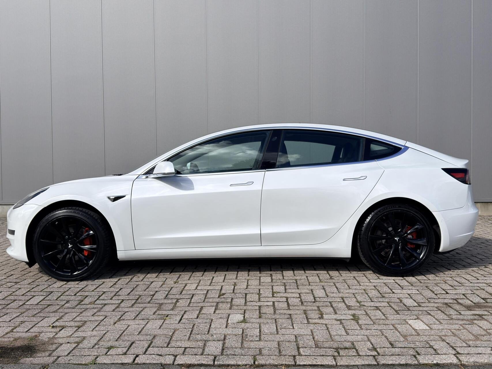 Tesla Model 3 Long Range AWD 75 kWh 1e eig|Autopilot|dealer, Auto's, Automaat, Met garantie (alle), Wit, 351 pk