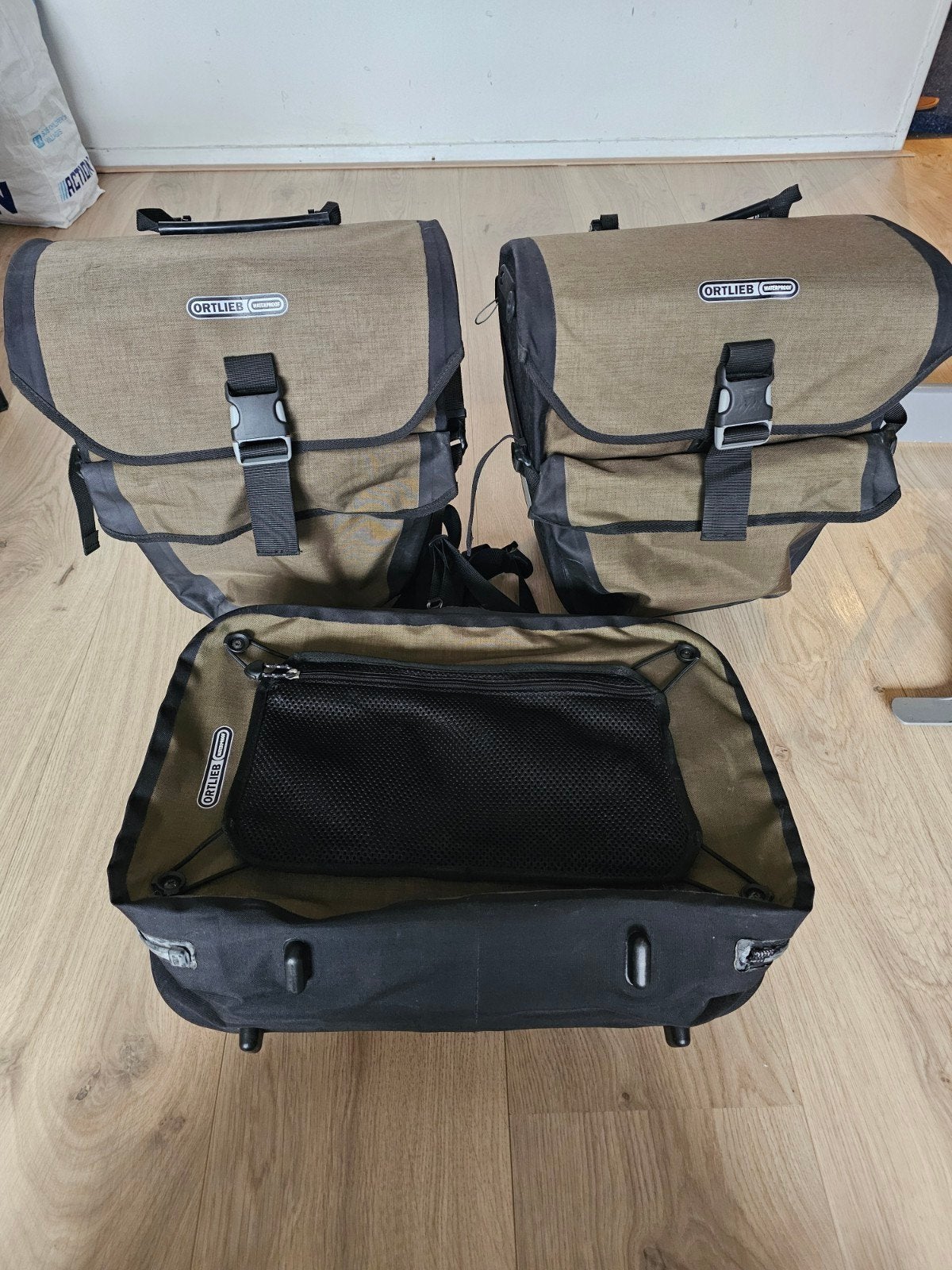 Ortlieb Back-Roller en Travel-Bag Fietstassen, Fietsen en Brommers, Fietsaccessoires | Fietstassen, Gebruikt, Ortlieb Sportartikel GmbH