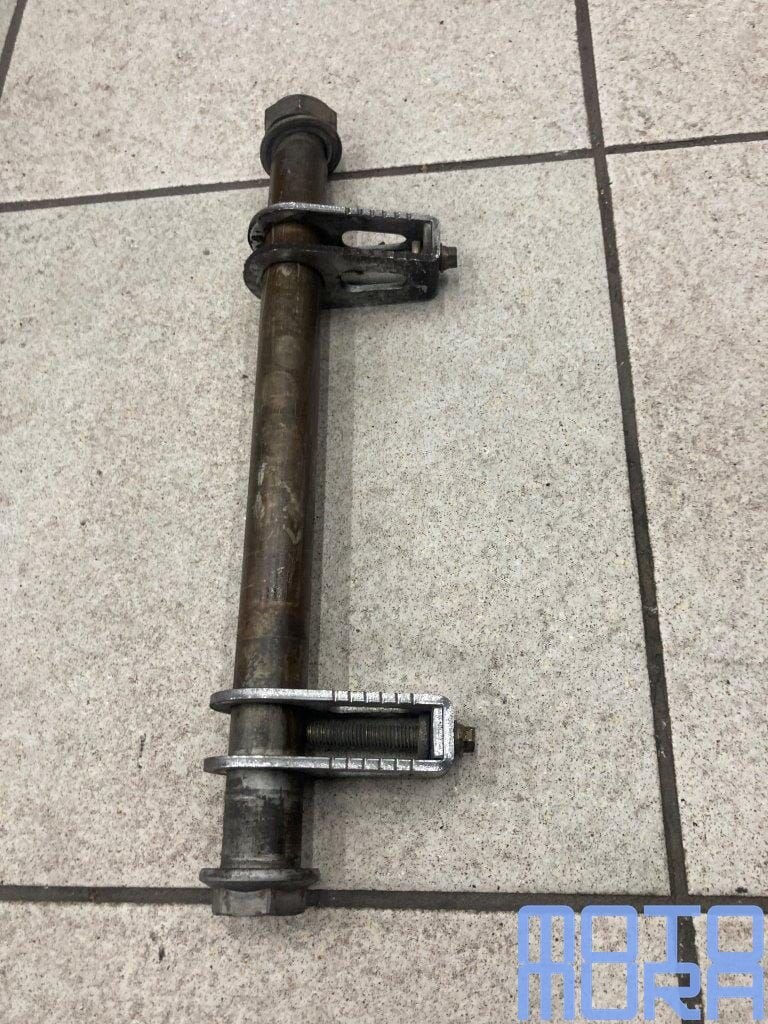 Achteras voor de  Honda CBR600RR 2003 - 2004 PC37 achter as, Gebruikt, -, -, Ophalen of Verzenden