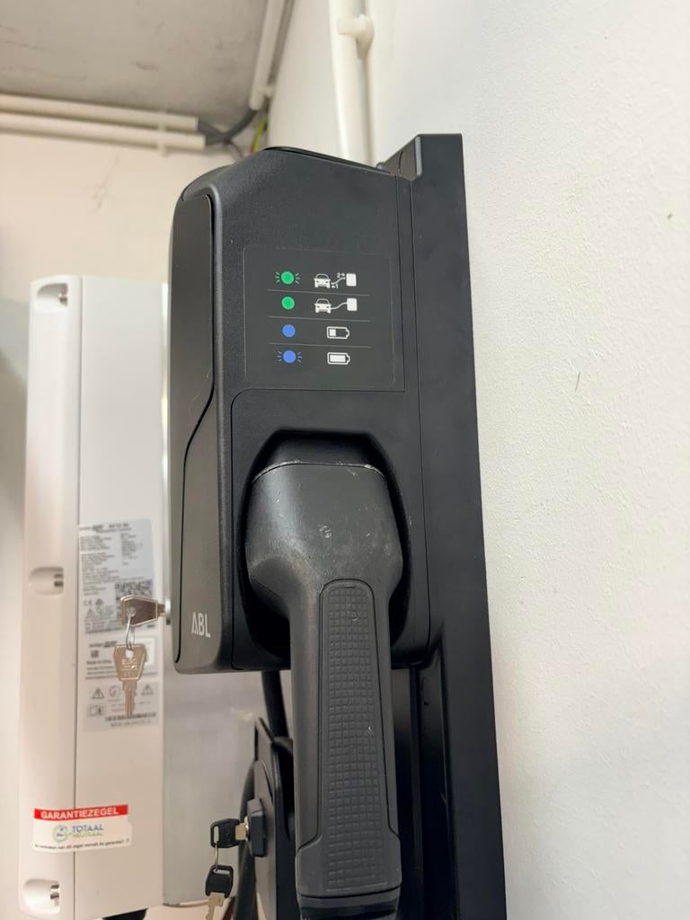 ABL laadpaal 11kw (3-fase) met 7 mtr vaste kabel- nieuwstaat, Ophalen of Verzenden, Zo goed als nieuw, Laadpaal