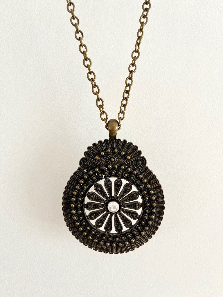 Lange brons koperkleurige statement ketting medaillon hanger, Overige materialen, Overige kleuren, Ophalen of Verzenden, Zo goed als nieuw