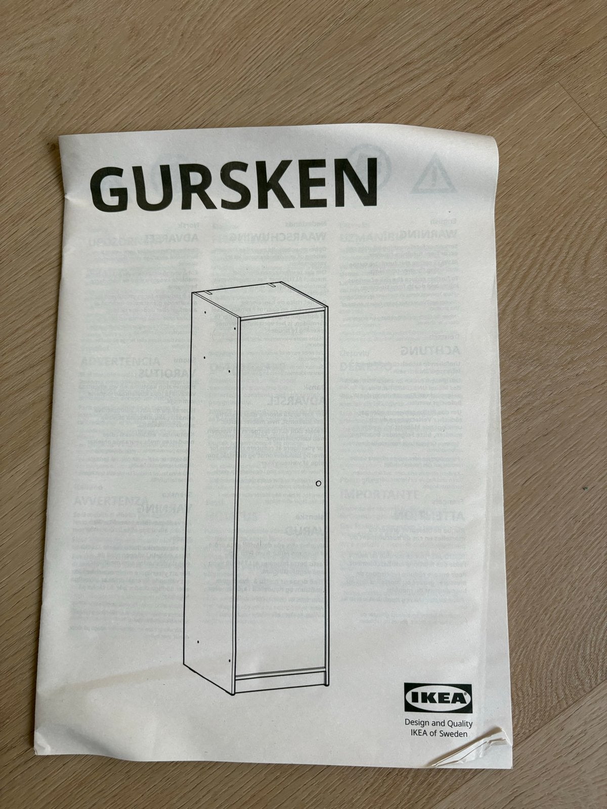 Foto 7 van 2 IKEA GURSKEN Kledingkasten - Zo goed als nieuw