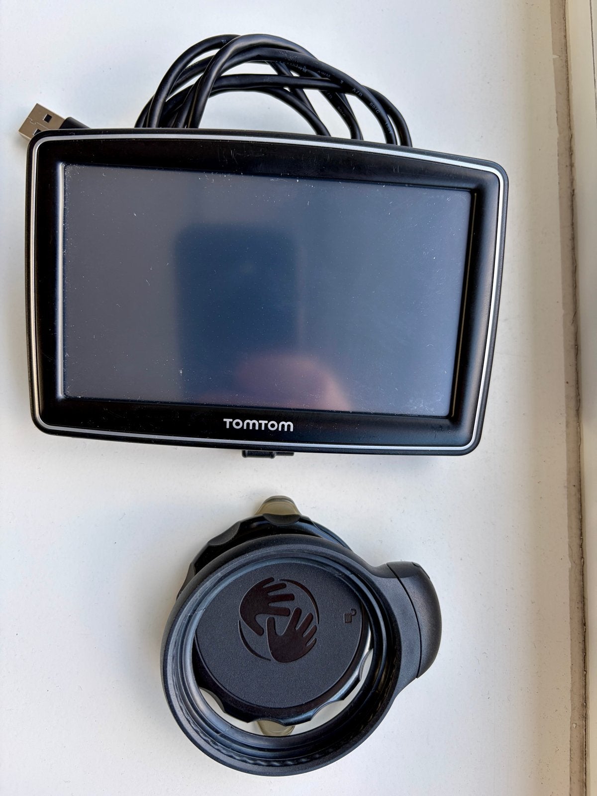TomTom XL navigatiesysteem met houder en kabel, Auto diversen, Ophalen of Verzenden, Gebruikt