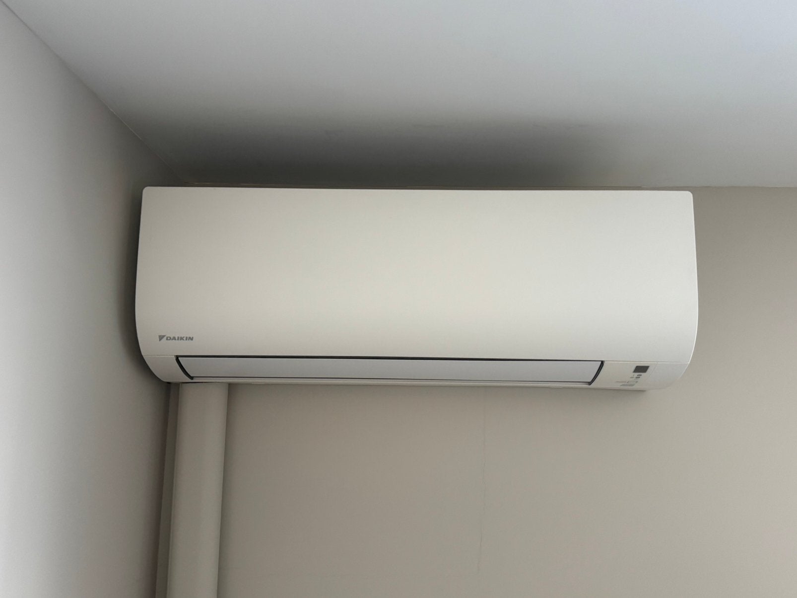 Daikin 2,5 kW split airco – FTXP25M5V1B9 + RXP25M5V1B, Ophalen, Verwarmen, 3 snelheden of meer, Zo goed als nieuw
