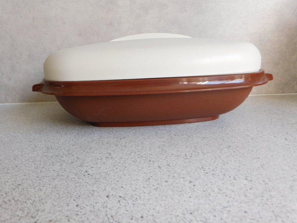 Tupperware Stoom Schaal Ovaal Bruin Crème, Ophalen of Verzenden, Schaal, Bruin, Met deksel