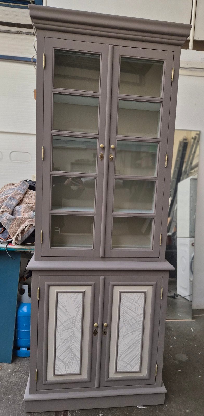 Stijlvolle vitrinekast met opbergruimte, Ophalen, Overige houtsoorten, 50 tot 100 cm, Klassiek, Landelijk