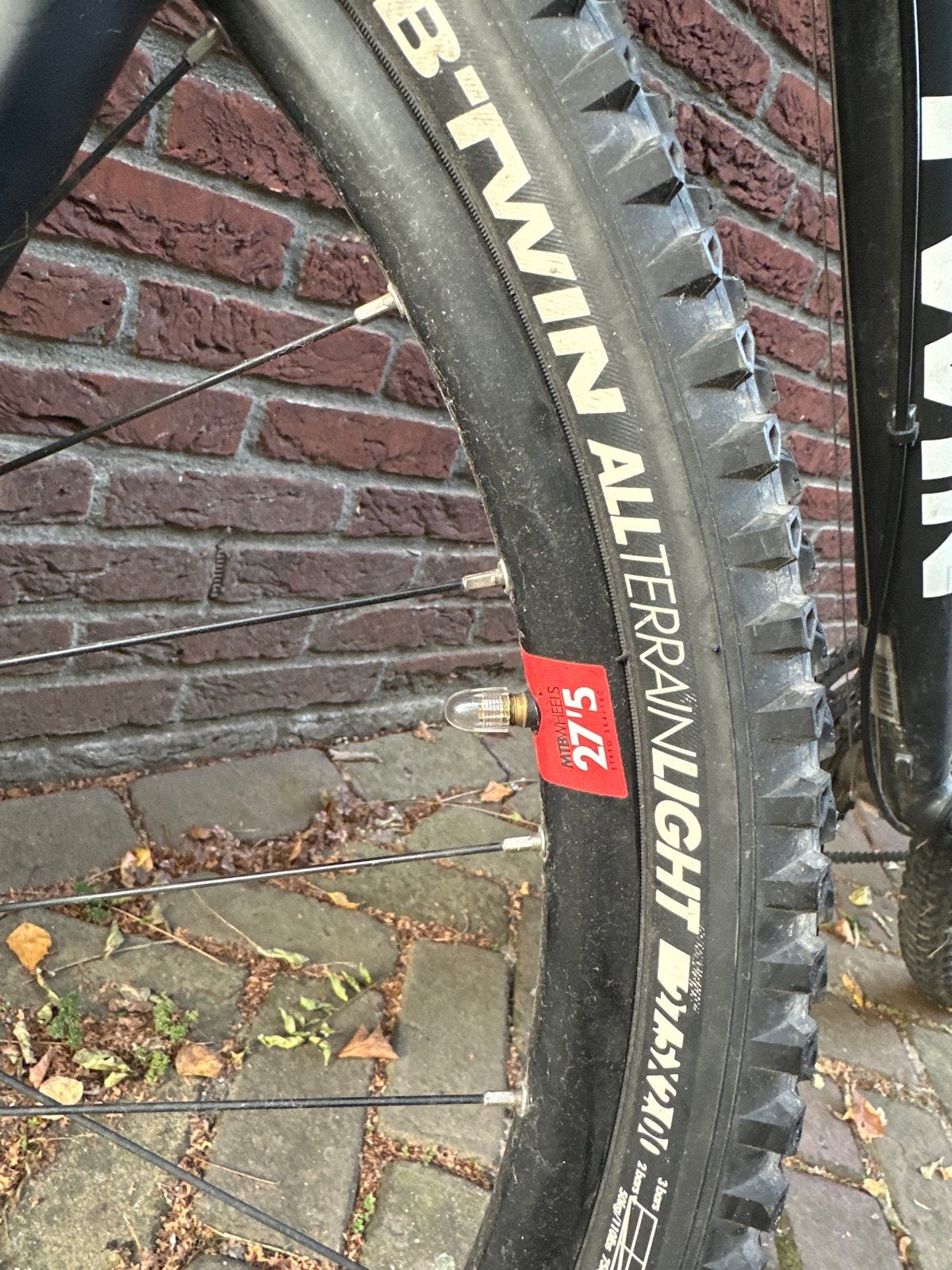 Foto 5 van Decathlon B'Twin 540 Mountainbike XL - Zo goed als nieuw
