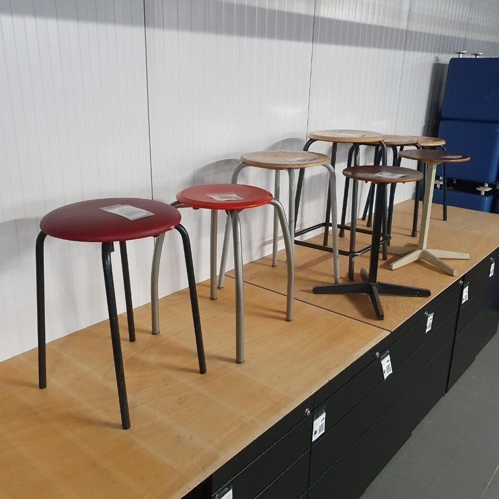 Partij diverse krukken voor een leuke prijs, Ophalen of Verzenden, Nieuw, Hout