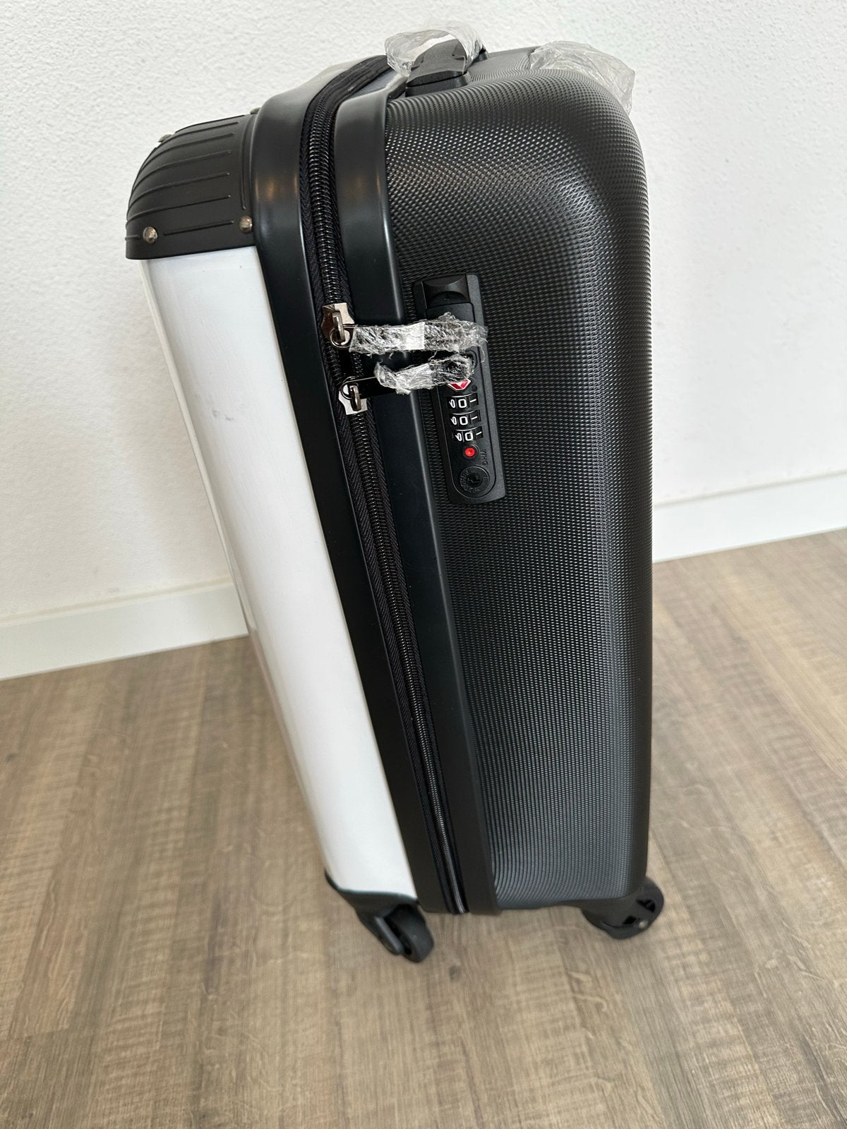Stam Renault Koffer - Nieuwstaat, 40 tot 60 cm, 30 cm of meer, Zwart, Nieuw
