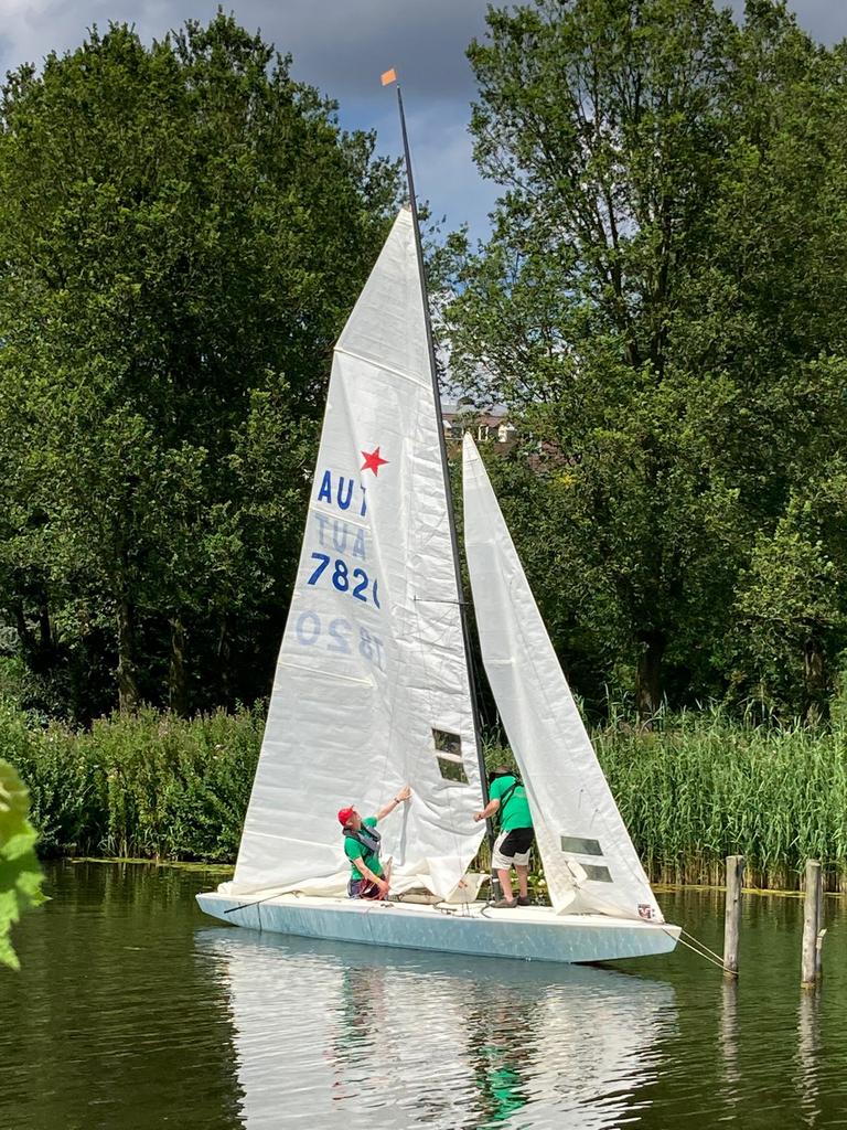 Star zeilboot met geremde kielboottrailer, Ophalen, Gebruikt, 6 meter of meer, 15 tot 30 m²