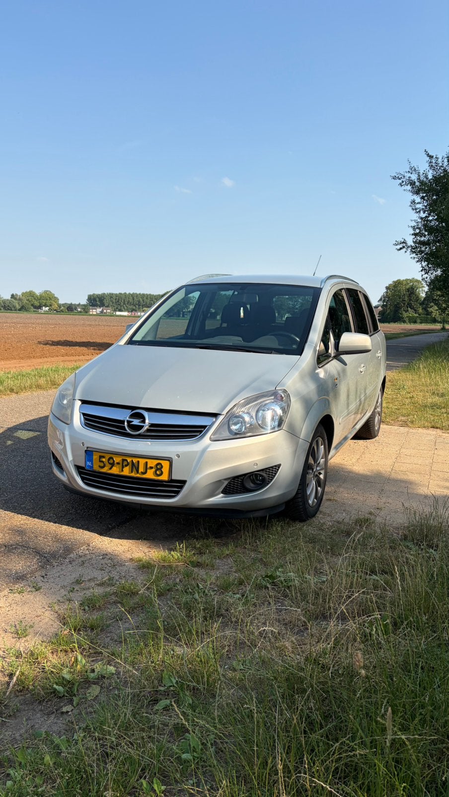Opel Zafira B  1.8 Benzine 7 persoons (geen LPG!!)