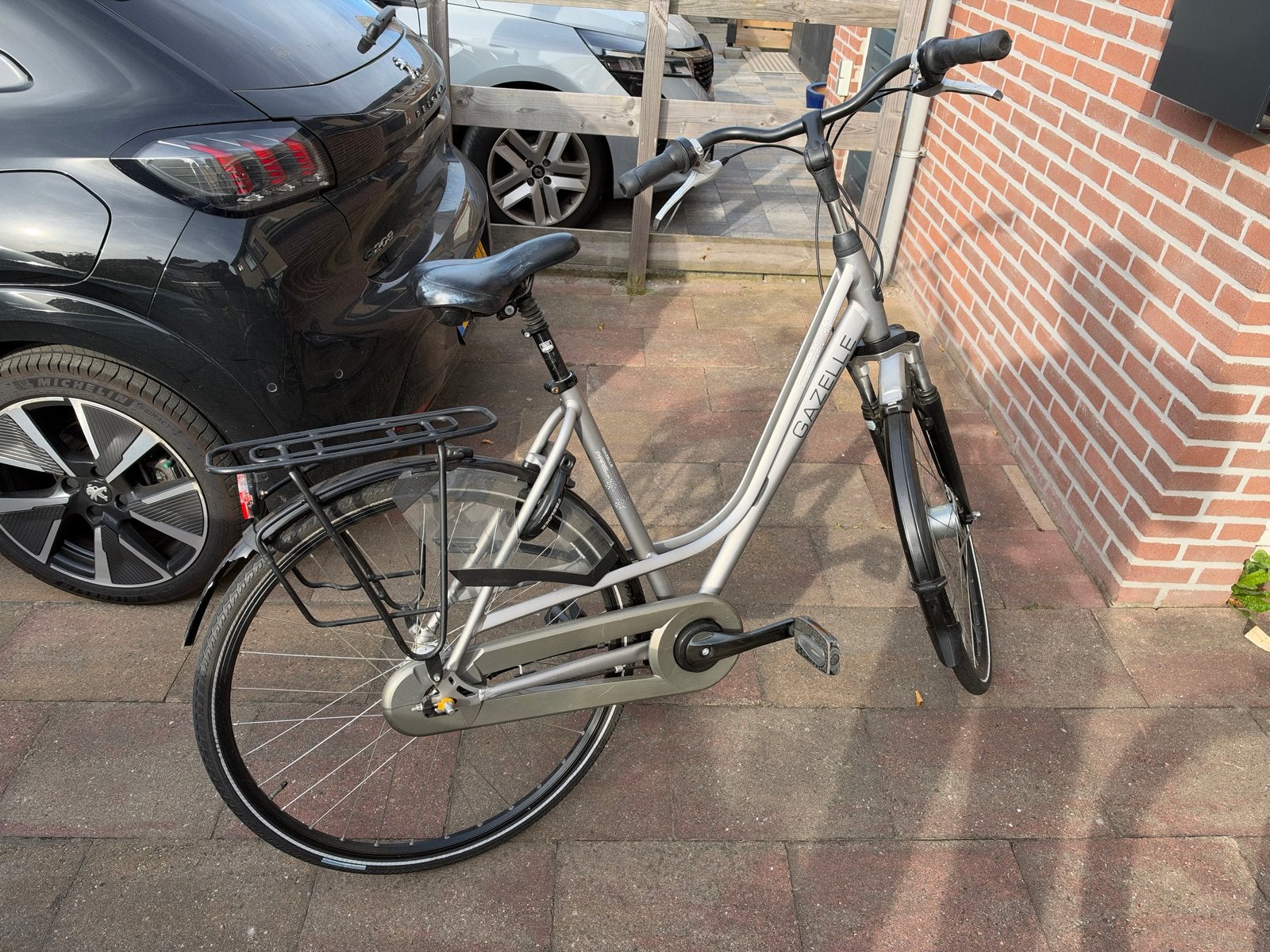 Foto 3 van Gazelle Paris Damesfiets - Frame 52cm, Nexus 7, Geveerd