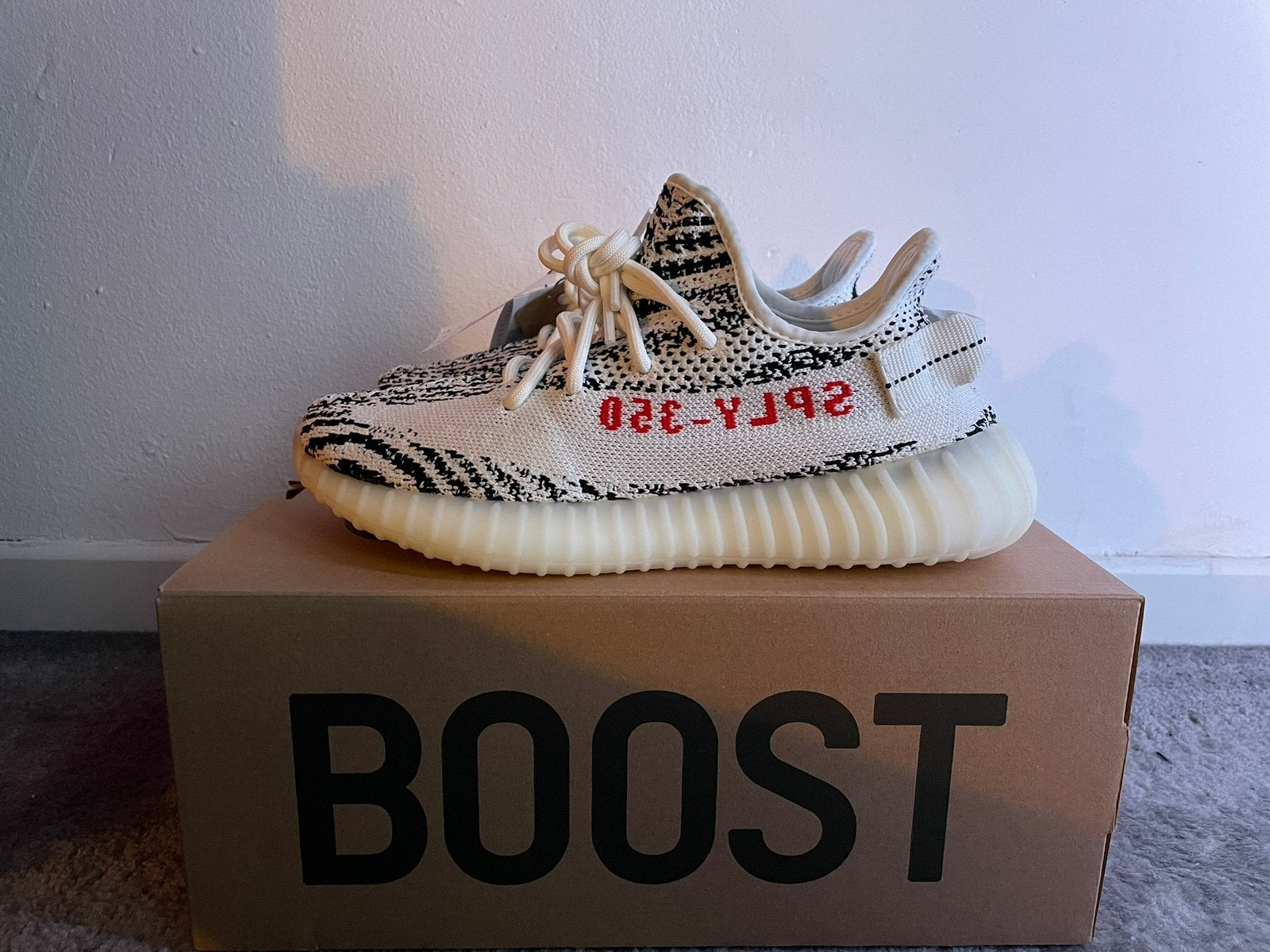 Yeezy Boost 350 V2 Zebra, Kleding | Heren, Schoenen, Ophalen, Nieuw, Wit