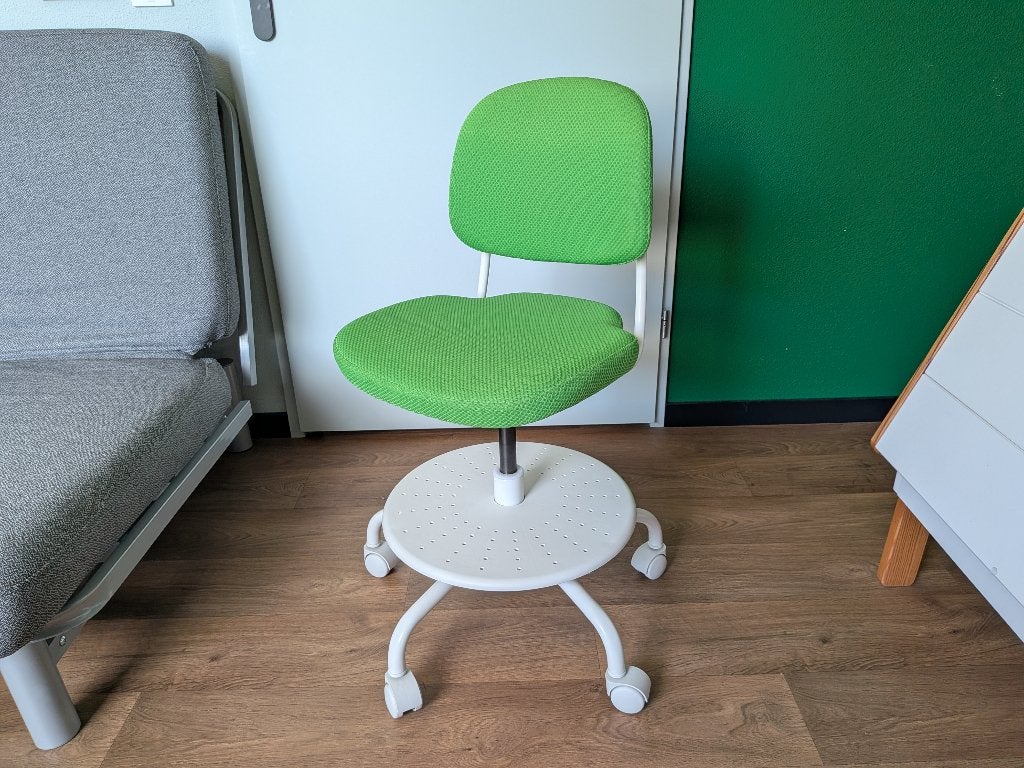 Ikea Vimund bureaustoel groen - Fijne kinderbureaustoel, Ophalen, Zo goed als nieuw, Groen, Bureaustoel
