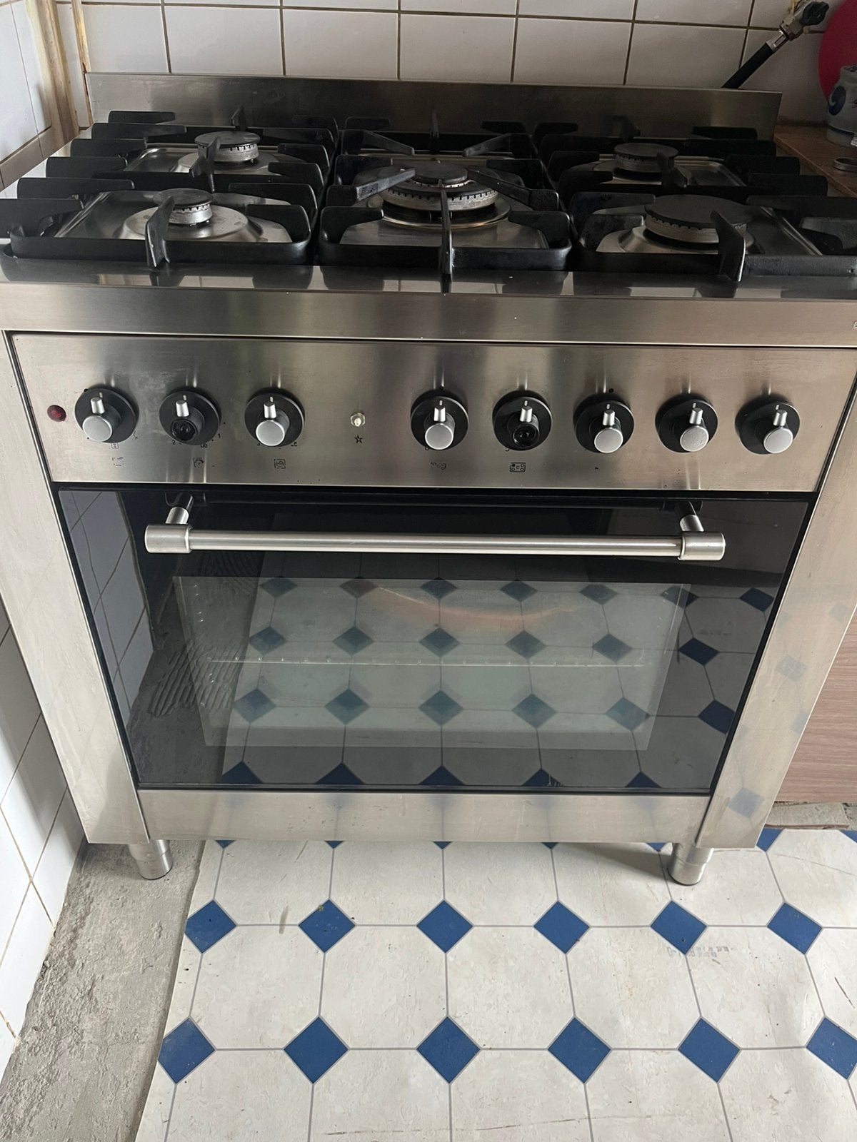 Gasfornuis met oven tekoop mag weg voor 100.00 euro, Ophalen, Gebruikt, 60 cm of meer, Gas