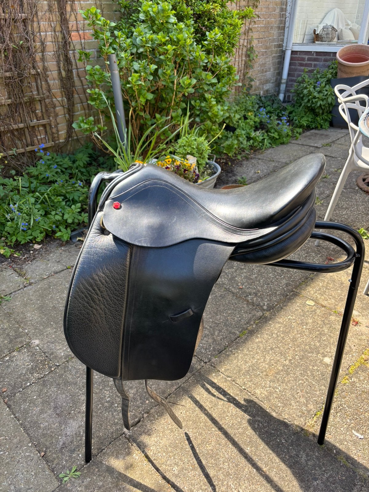 Zadels voor korte ronde paarden, Albion, boomloos Freeform, Ophalen, Wijd, M (17 inch), Zo goed als nieuw