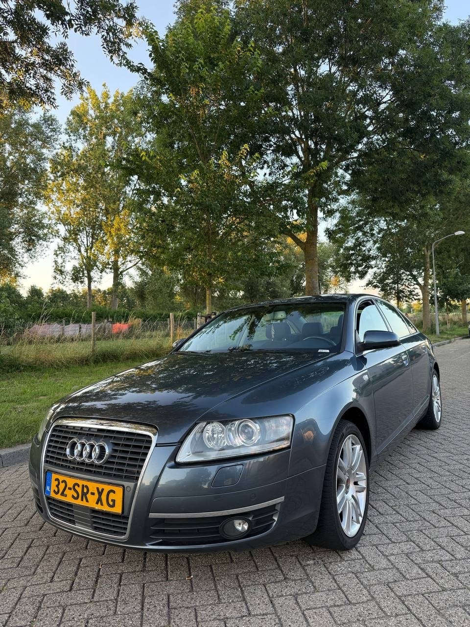 Audi A6 2.4 V6 130KW Multitronic 2006 Blauw, Auto's, Audi, 1800 kg, Blauw, Bedrijf, A6