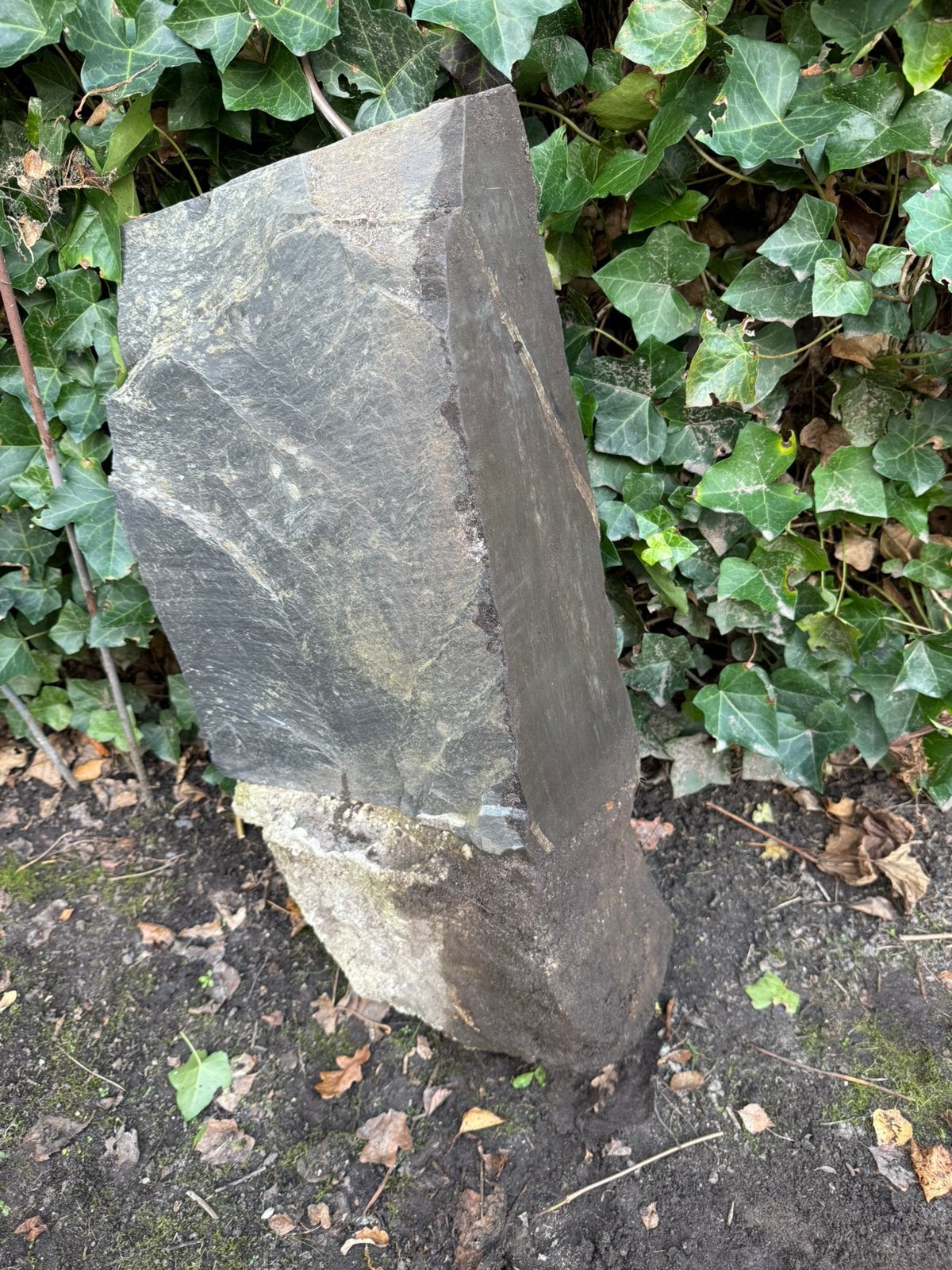 Natuur stenen sokkel massief, Ophalen, Gebruikt, Steen