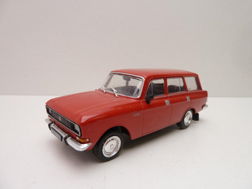 Moskvitch station car  ''  hachette 1/43 '', Hobby en Vrije tijd, Ophalen of Verzenden, Zo goed als nieuw, Auto, Overige merken