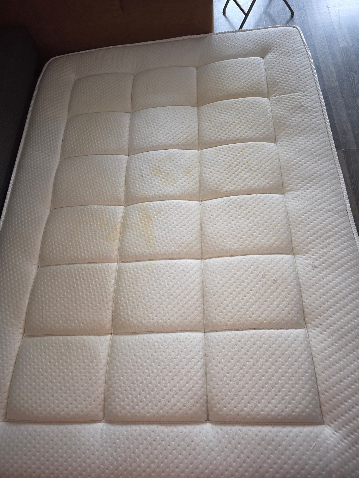 Gebruikt matras met vlekken - stevig, 252 latex, Gebruikt, Tweepersoons, Matras, 140 cm