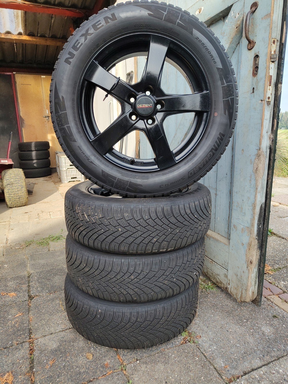 T-Cross NEXEN Winterbanden op Dezent velgen 205/60R16, Gebruikt, 16 inch, Banden en Velgen, Personenwagen