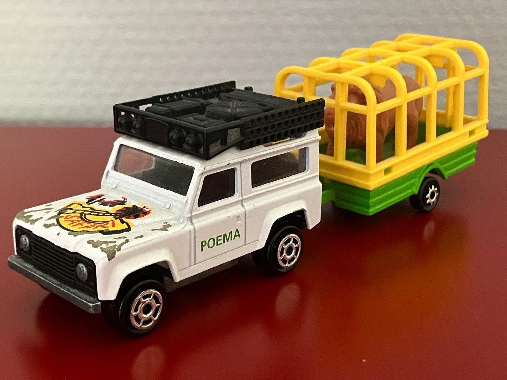 Majorette | no. 266 Land Rover + leeuw kooi aanhanger | 1:60, Ophalen of Verzenden, Gebruikt, Auto