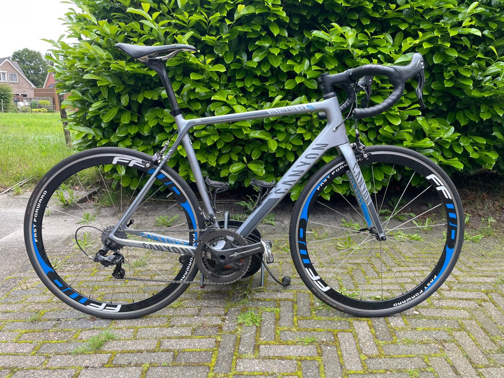 Canyon Ultimate CF SL maat L Campagnolo Chorus, 28 inch, Gebruikt, Carbon, Velgrem