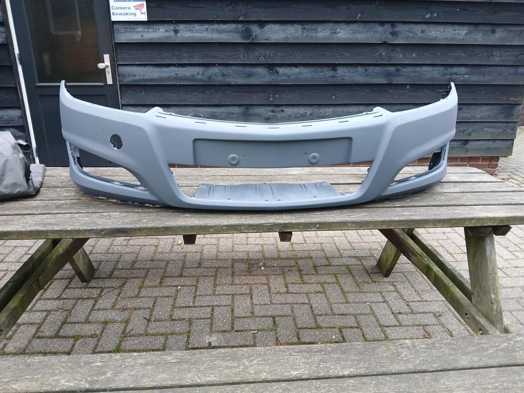 Nieuwe voorbumper voor opel astra, Voor, Nieuw, Ophalen of Verzenden, Bumper