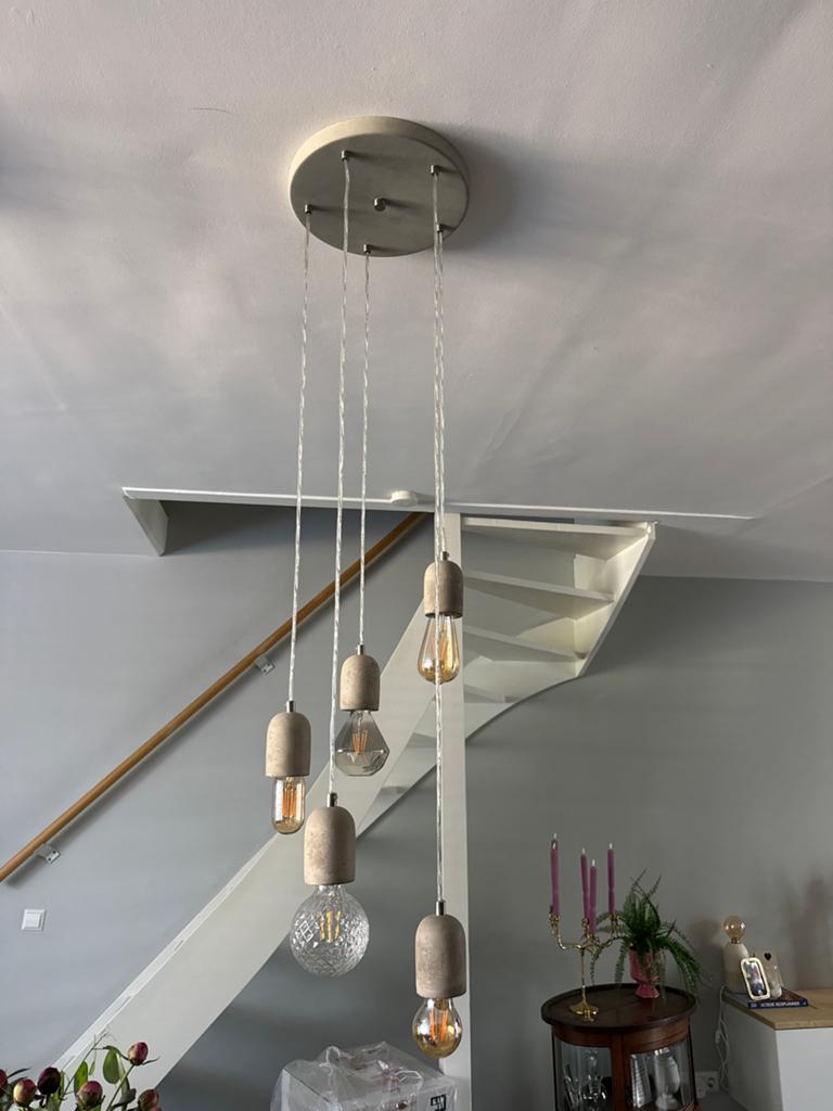 Moderne hanglampen met 5 fittingen - betonlook, Ophalen of Verzenden, Gebruikt, Metaal, 75 cm of meer