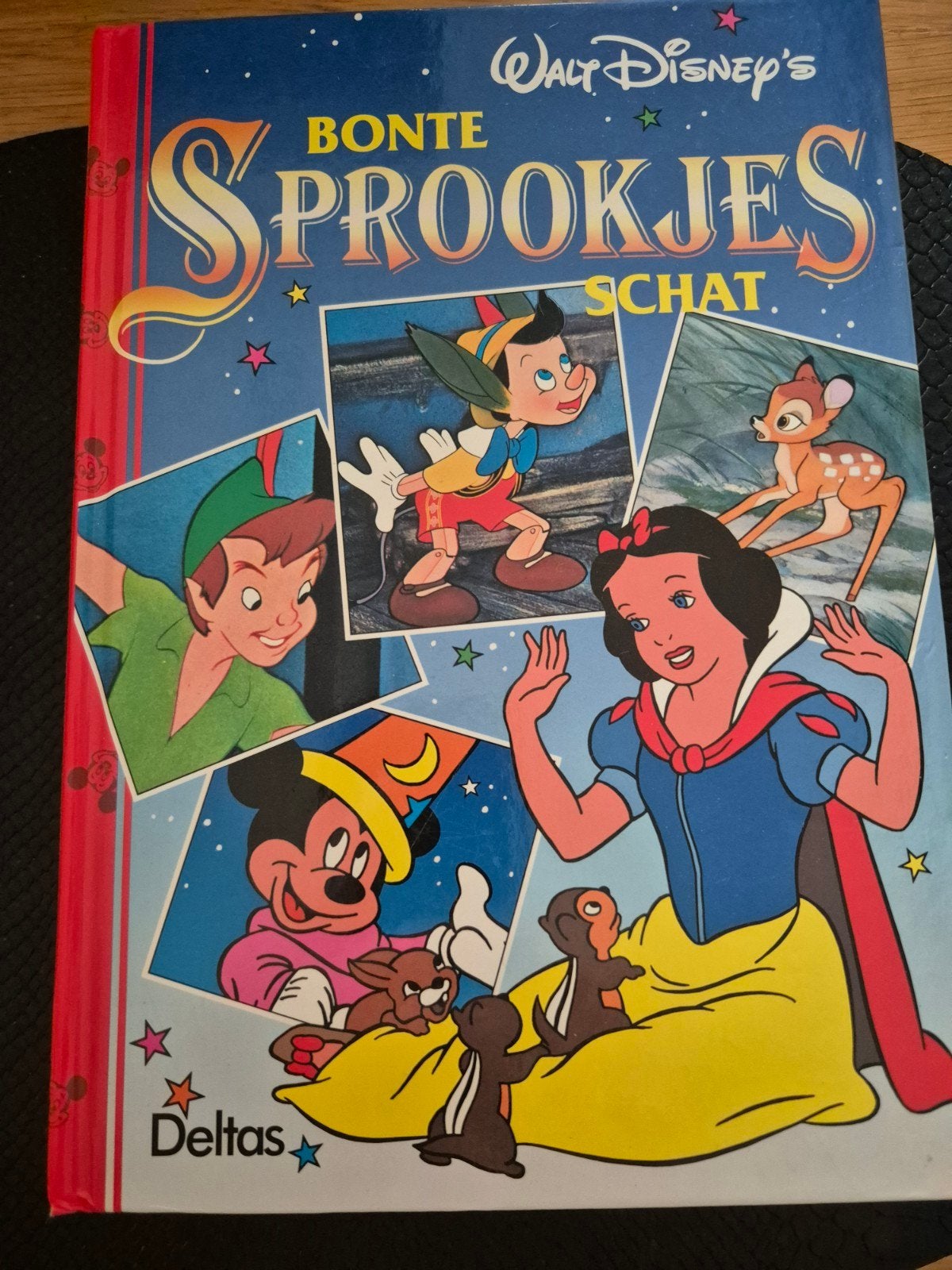 Walt Disney - Walt disney's bonte sprookjesschat, Ophalen of Verzenden, Zo goed als nieuw, Walt Disney
