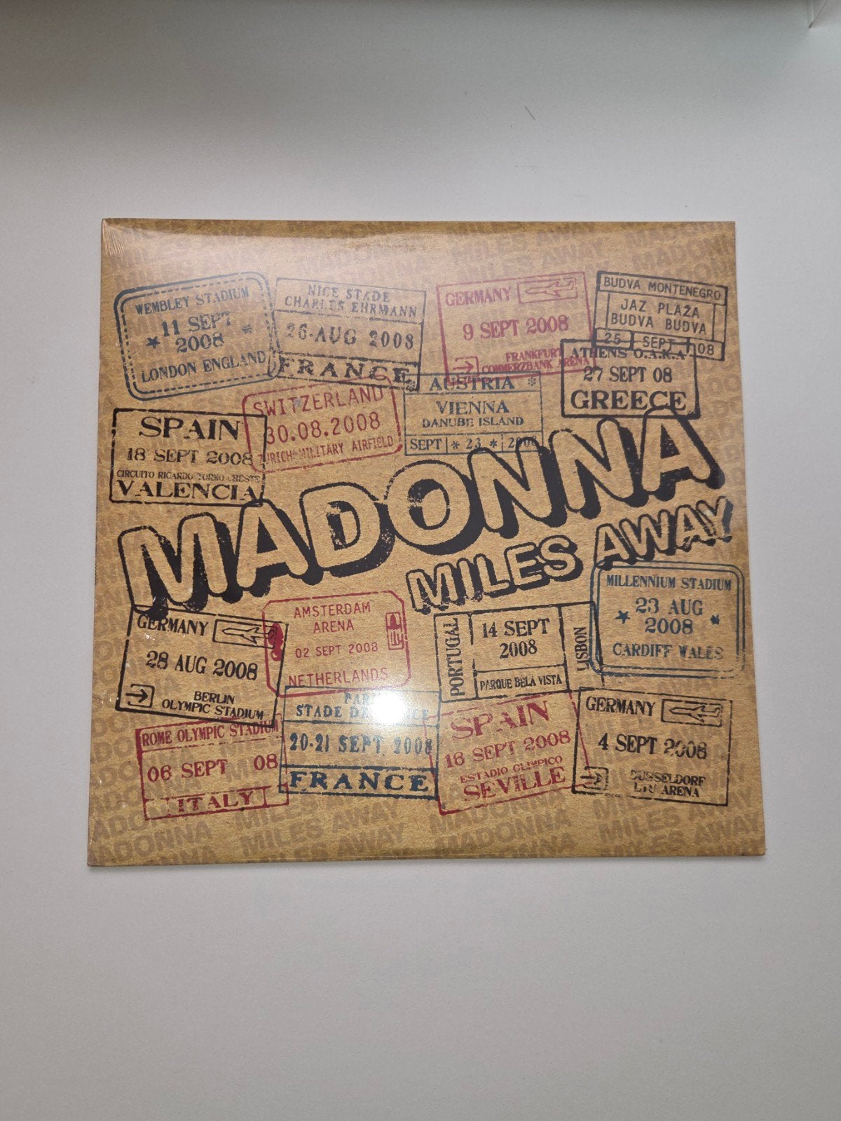 12" lp madonna miles away gesealed maxi single hard candy, LP, Pop, Geseald, Ophalen of Verzenden