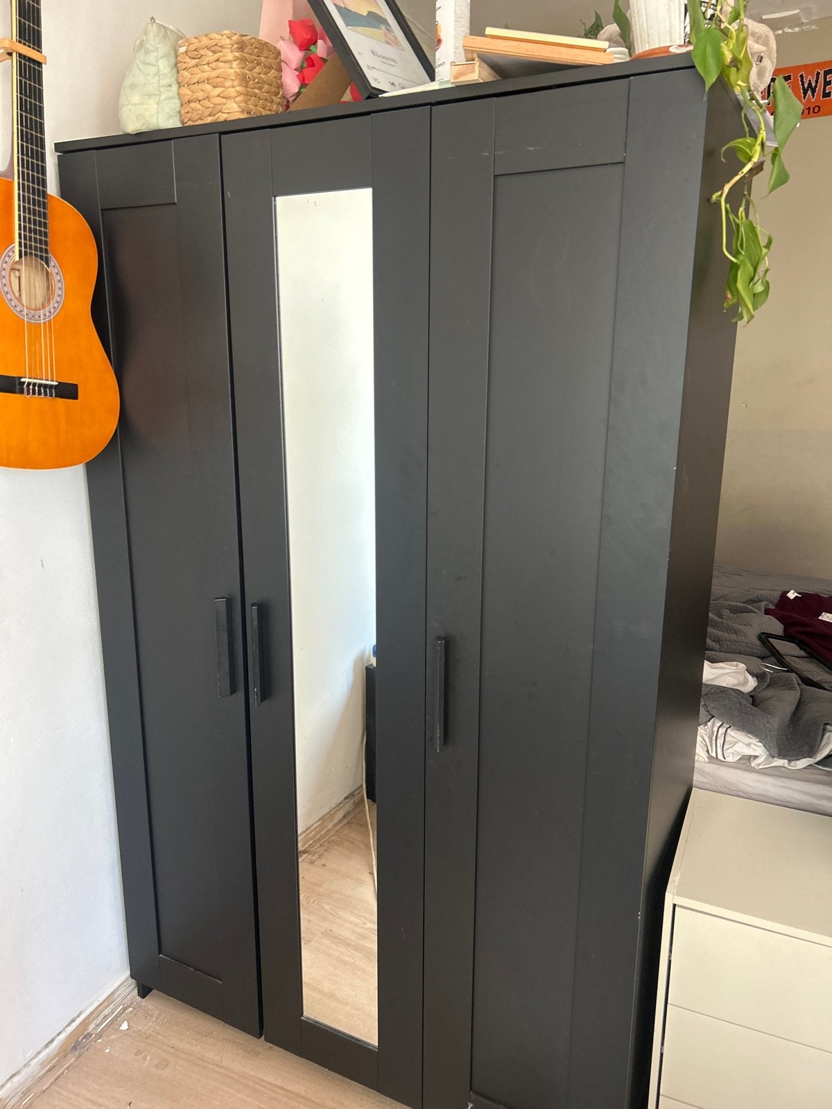 IKEA Brimnes Kledingkast 3-deurs Zwart - Gratis Ophalen