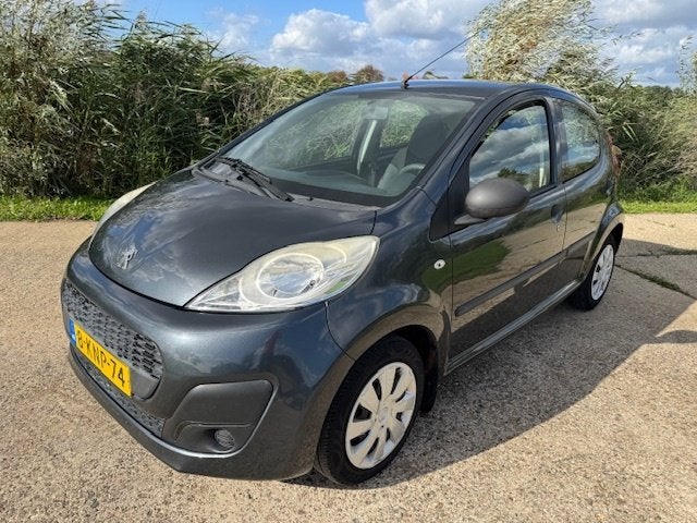 Peugeot 107 1.0 5-DRS/Airco/2013/NAP/ 145.385 Km/Nette staat, Voorwielaandrijving, Stof, 4 stoelen, Origineel Nederlands