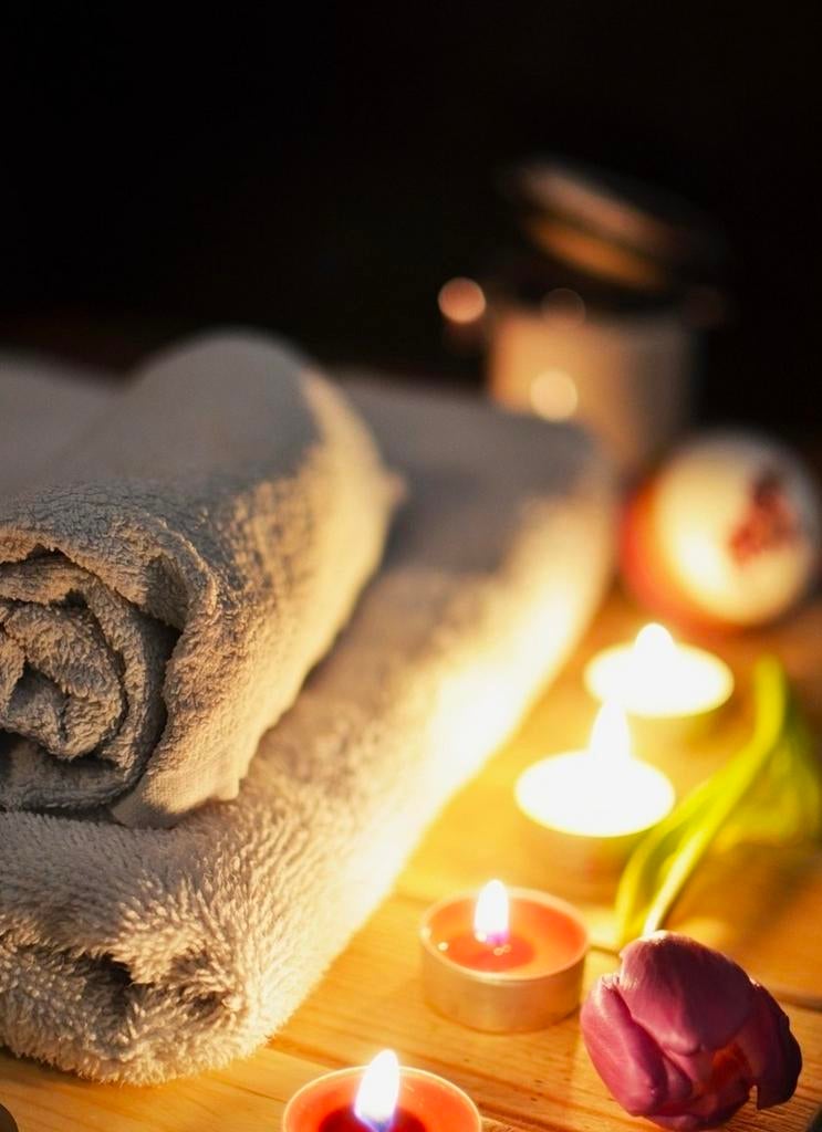 Massage @ your home, Diensten en Vakmensen, Welzijn | Masseurs en Massagesalons