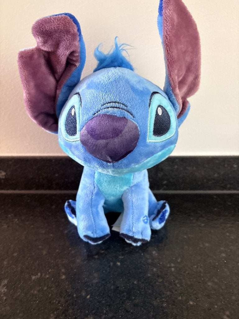 Disney Stitch pluche knuffel met geluid, Verzamelen, Ophalen of Verzenden, Overige figuren, Nieuw, Knuffel