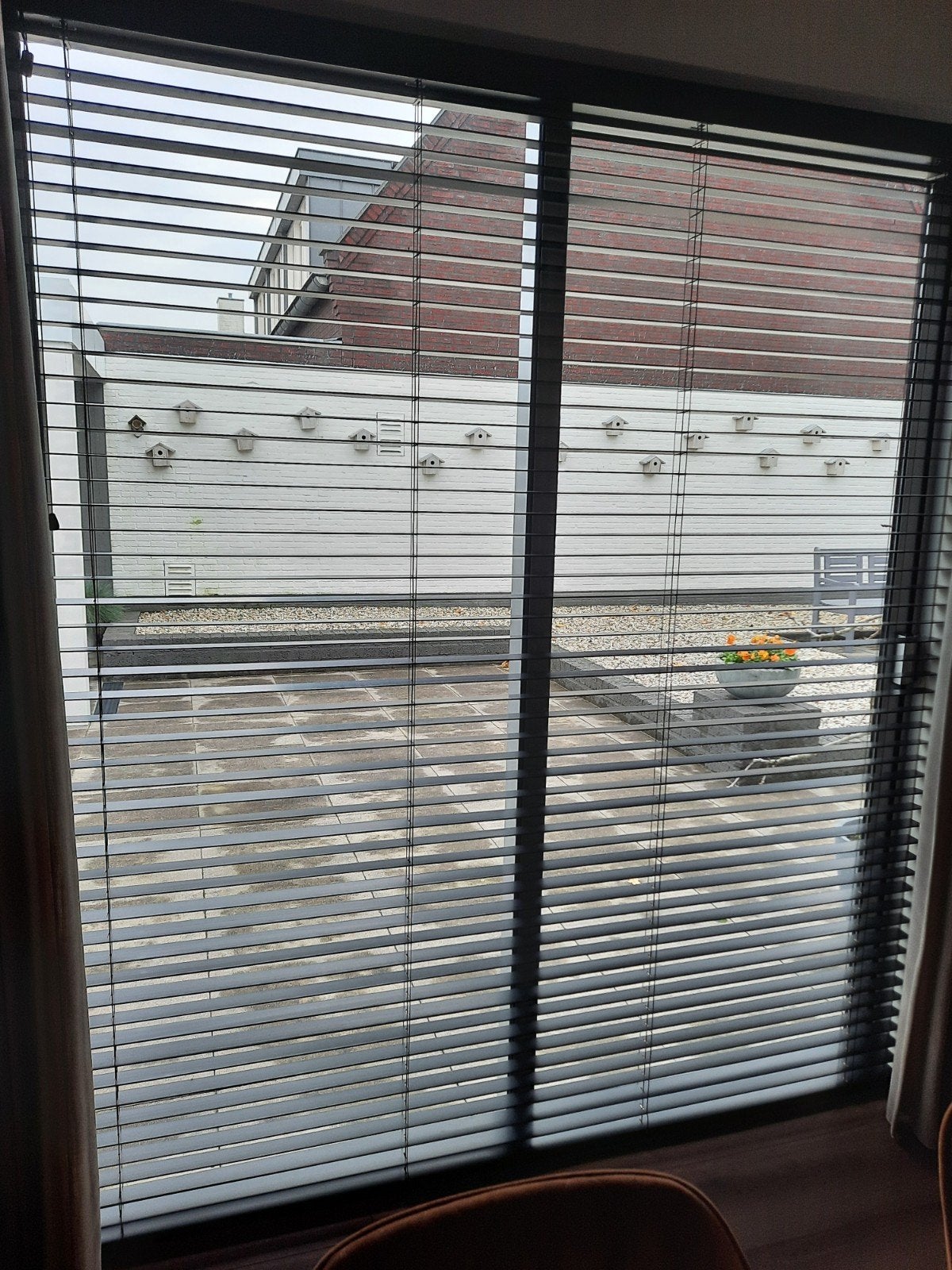 2x zwarte houten jaloezieen, Huis en Inrichting, Ophalen, Zwart, Jaloezie, Hout