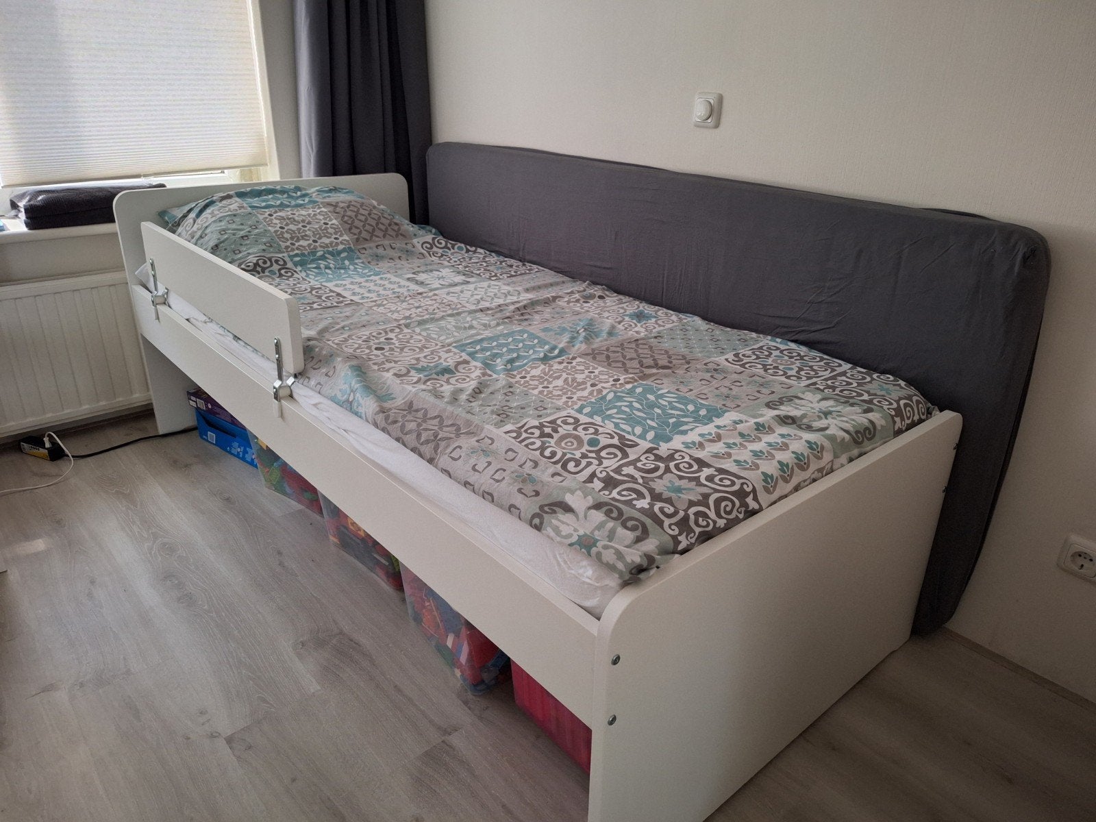 Ikea Släkt wit bedframe 90x200 met lattenbodem en zijsteun, Ophalen, 90 cm, Eenpersoons, Wit