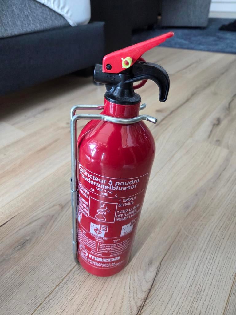 Ongebruike mazda brandblusser (poeder), Ophalen of Verzenden, Nieuw