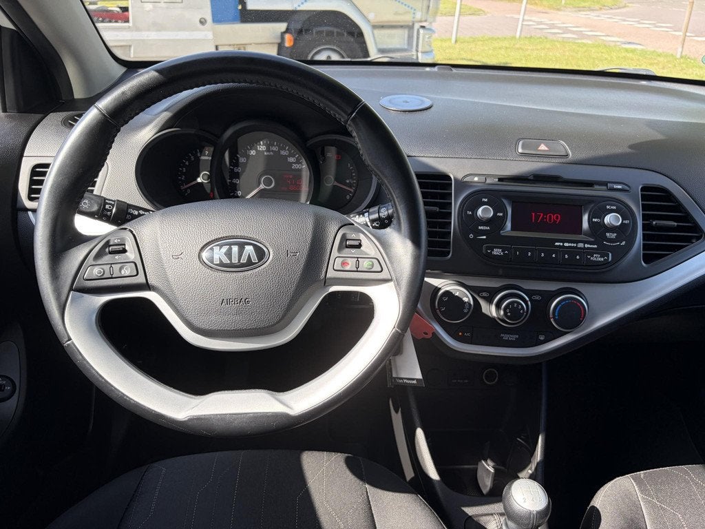 Kia Picanto 1.2 CVVT BusinessLine 2e Eigenaar,Airco,Trekhaak, Auto's, Voorwielaandrijving, Euro 5, Gebruikt, 400 kg
