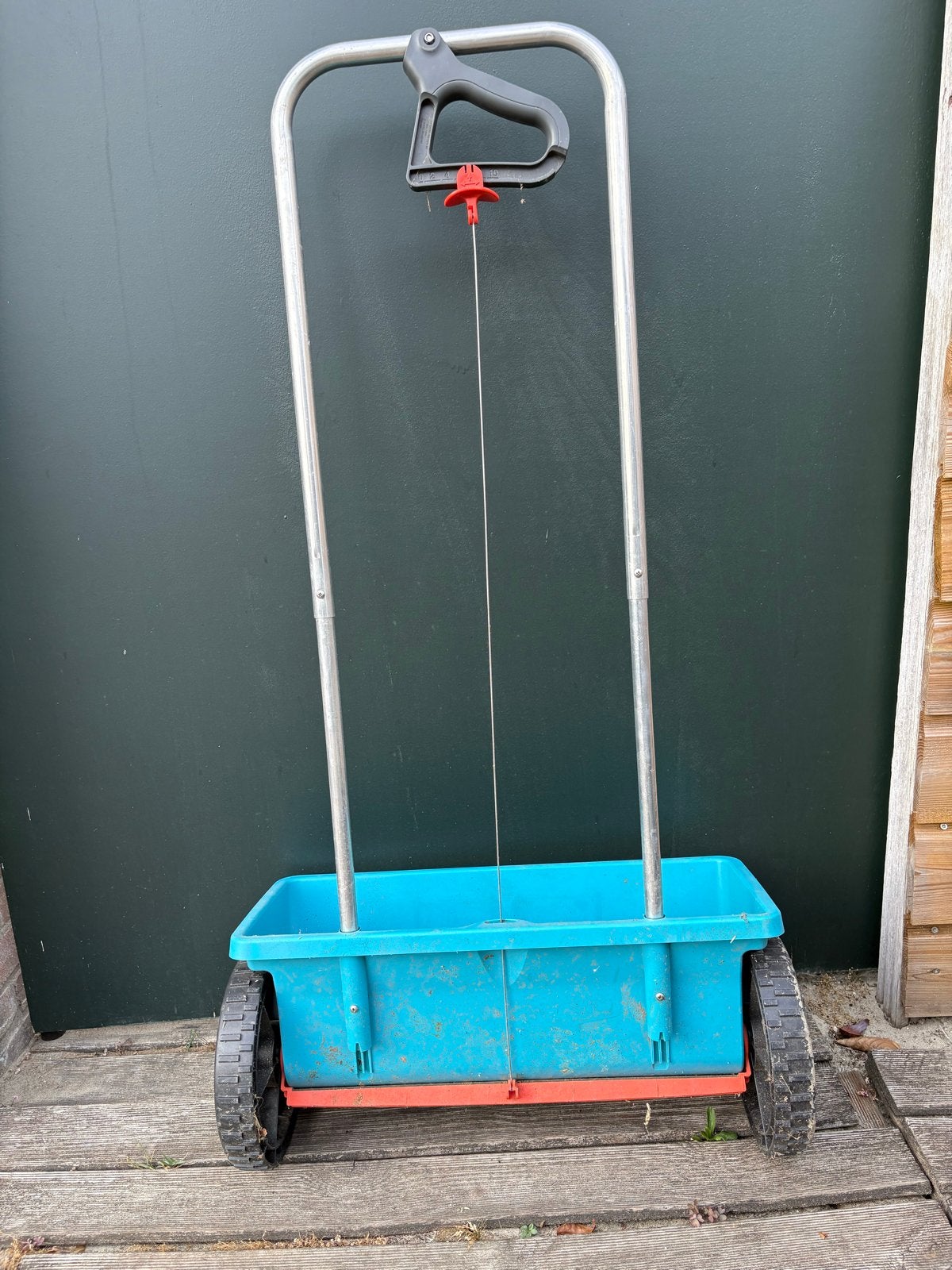 Gardena Strooiwagen voor Zaad, Mest, Kalk & Zout, Tuin en Terras, Ophalen, Gebruikt