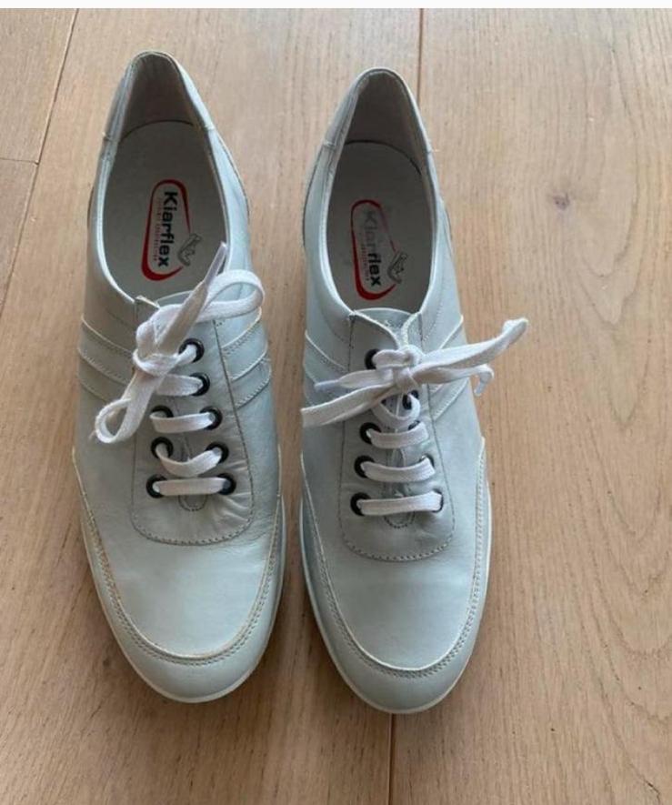 Kiarflex 42 wit grijs nieuw comfort, Wit, Nieuw, Ophalen of Verzenden, Sneakers of Gympen