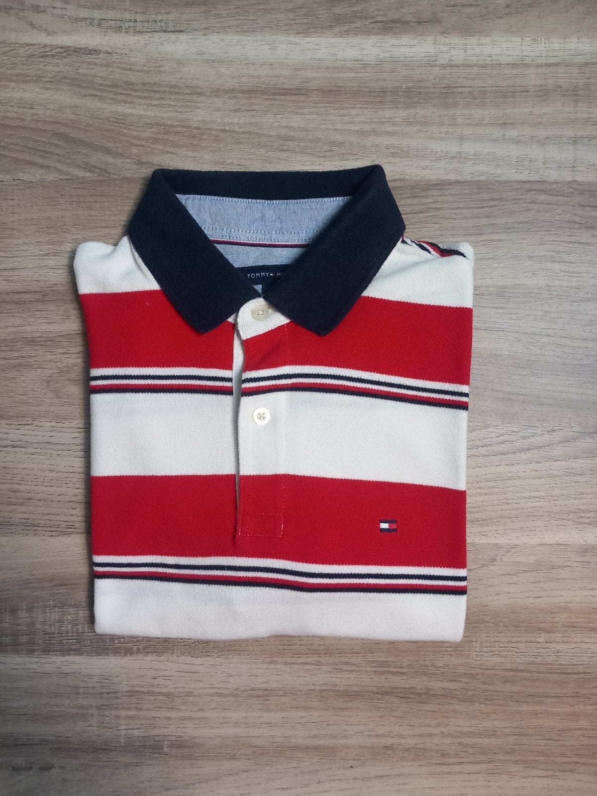 Tommy Hilfiger Polo Shirt - Rood/Wit Gestreept - Maat M, Maat 48/50 (M), Tommy Hilfiger, Ophalen of Verzenden, Gedragen