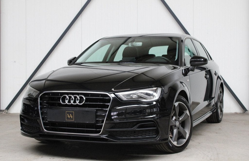 Audi A3 Sportback 1.4 TFSI CoD S-Line sportpakket l B&O l Le, Gebruikt, 4 cilinders, 150 pk, 1210 kg