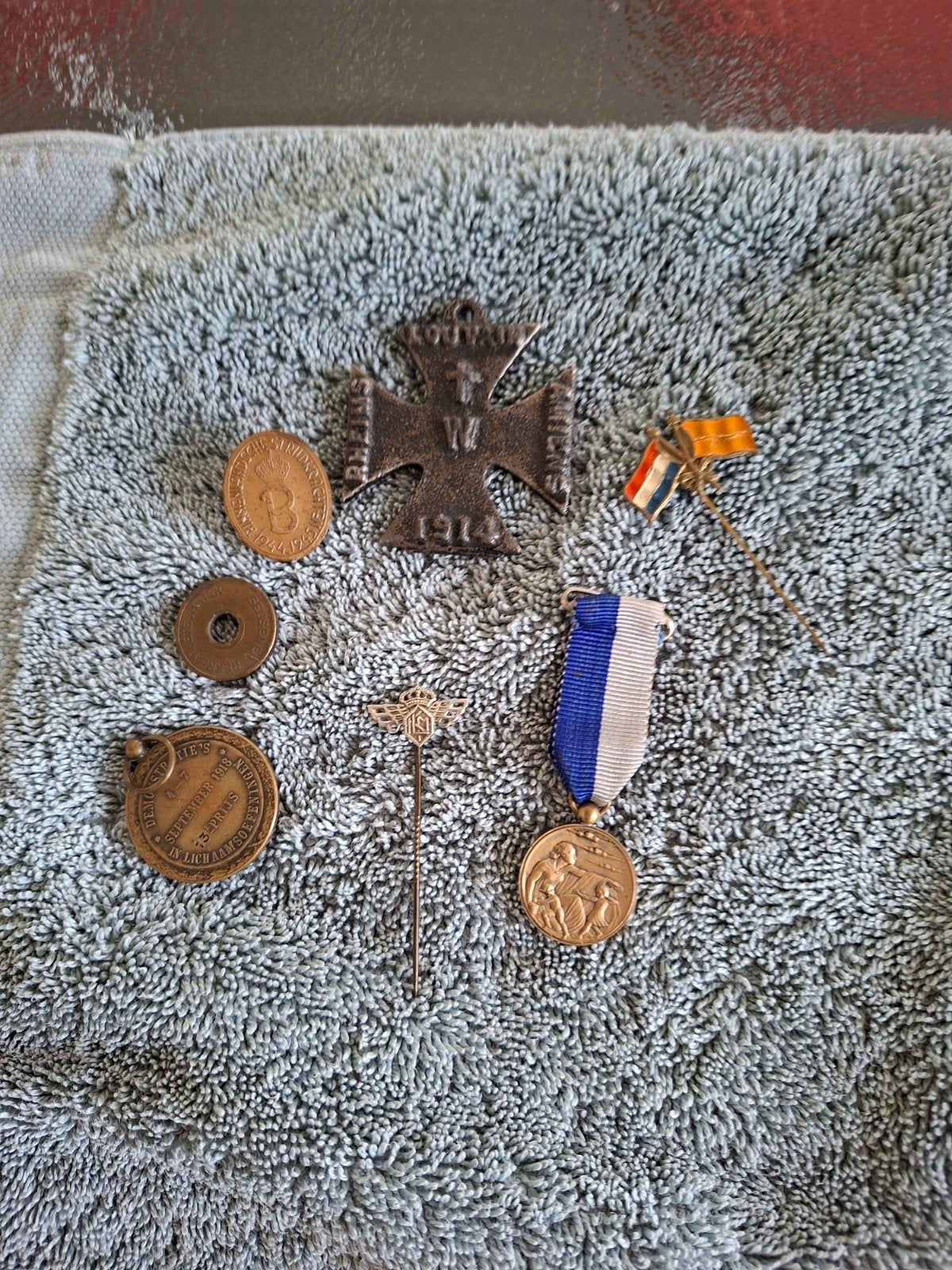 Diverse oude medailles en insignes - WOI en sport, Ophalen, Brons, Buitenland