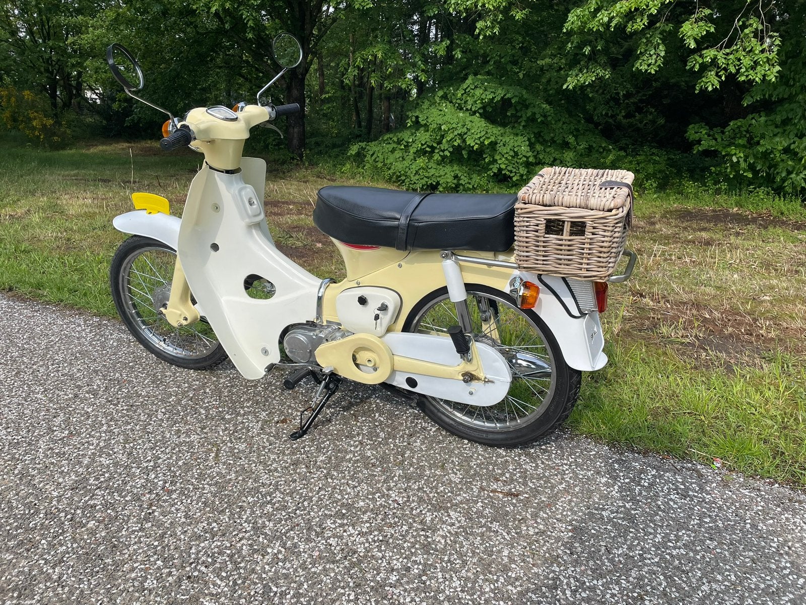 Honda C50, 1971, geheel gereviseerd, Fietsen en Brommers, Ophalen, Gebruikt, Overige modellen, Maximaal 45 km/u