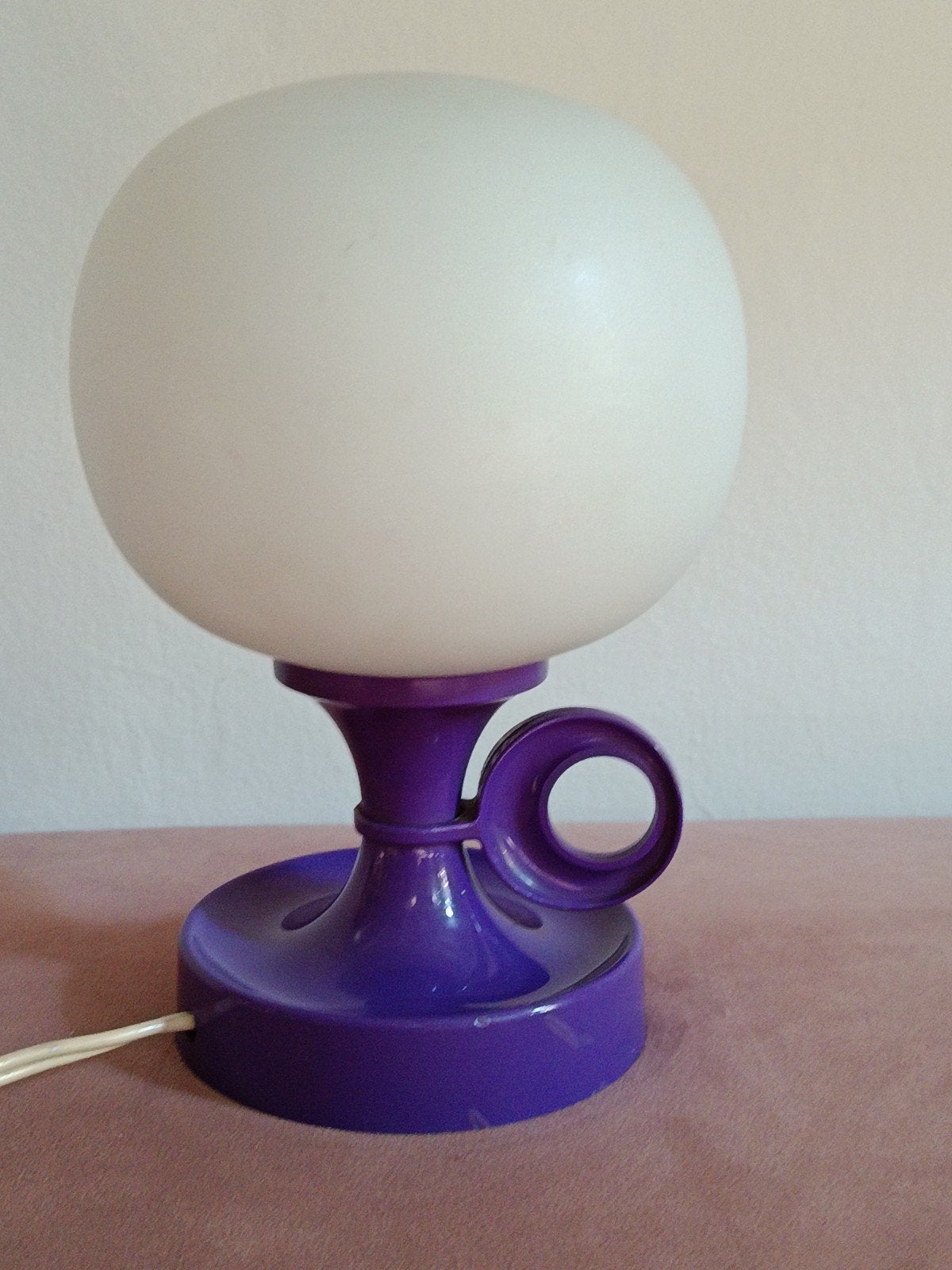 Space Age West Germany 70's paarse tafellamp met opalen bol, Ophalen of Verzenden