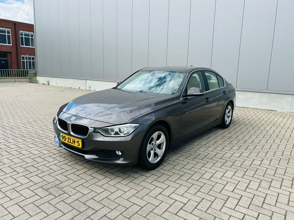 BMW 3-Serie 1.6 320I 125KW EDE 2013 | Leder | NAP | APK, Achterwielaandrijving, Beige, 4 cilinders, Bruin